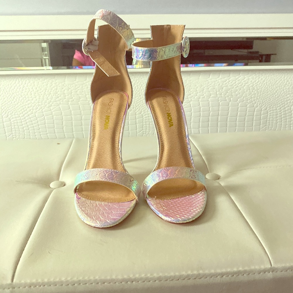 Fashion nova iridescent sandals .Size 8